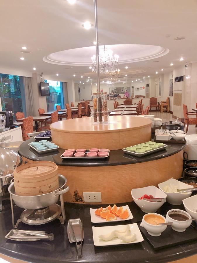 סינצ'ו סיטי Moonlight Hotel מראה חיצוני תמונה